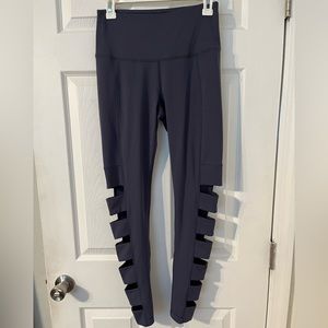 Women’s active leggings